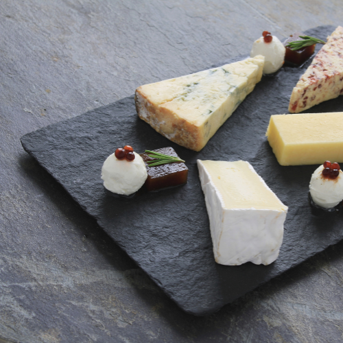 Faites sensation avec des plateaux à fromage en ardoise personnalisés